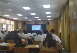 长乐一中2020-2021学年第一学期课题公开课研讨活动顺利举行